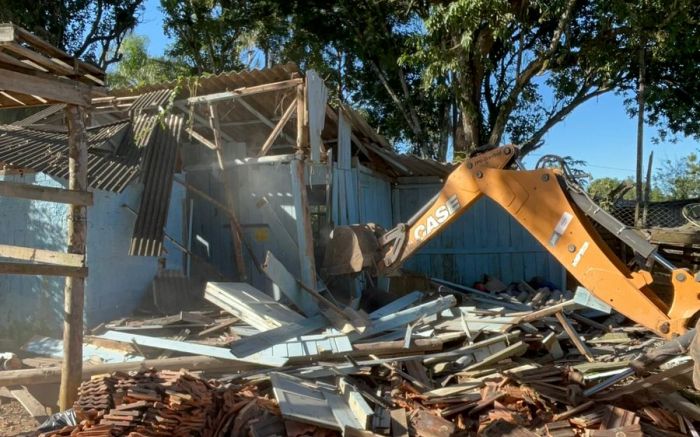 Imóveis estavam em área pública
(Foto: Divulgação)