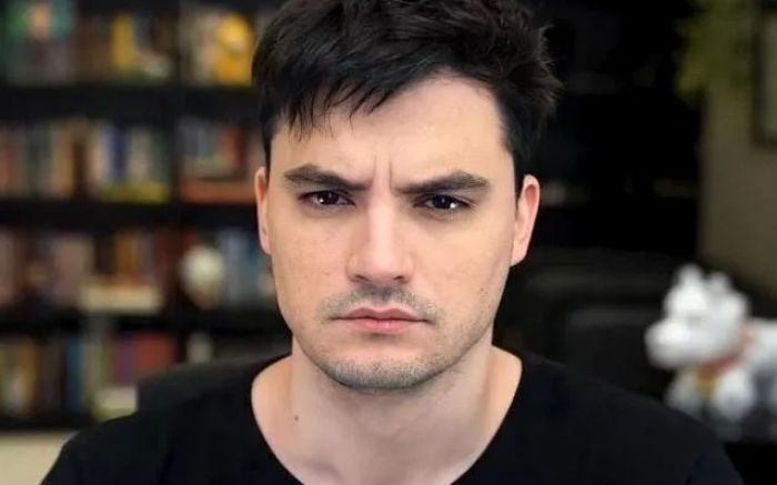 Influenciador expôs a mulher nas redes e teria provocado “linchamento virtual”
(Legenda: Divulgação)