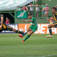 Chapecoense e Criciúma fazem clássico catarinense na Série B