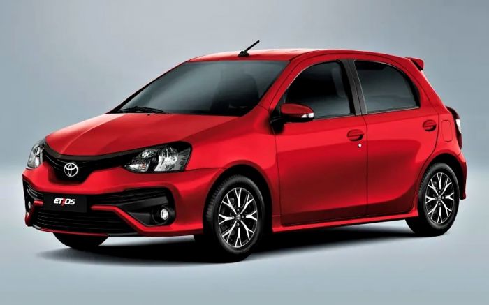 Corolla Cross vai substituir o Etios no Brasil (foto: divulgação)