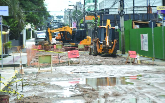 Prefeitura apontou falha de comunicação da empreiteira com moradores e fiscal da obra
 (Foto: João Batista)