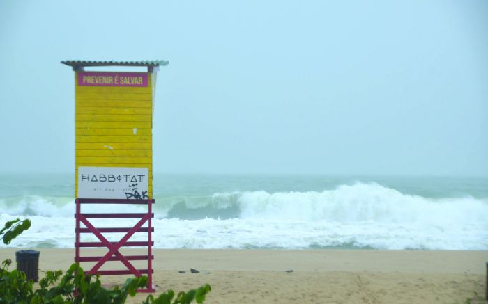 Mar pode ter ondas de mais de três metros
(foto: João Batista)