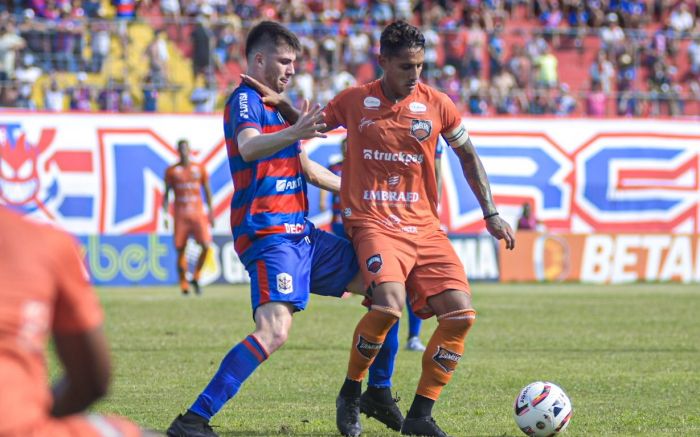 Partida deste sábado contra São Joseense será no Gigantão das Avenidas
Foto: Arquivo/Camboriú
