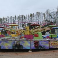 Parque da Festa do Colono tem montanha-russa e mais 19 brinquedos 