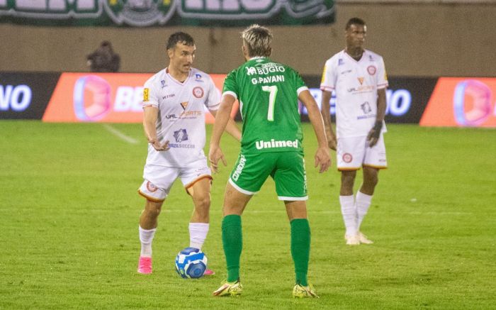 Derrota por 4 a 2 deixou a Chapecoense na zona de rebaixamento
Foto: Divulgação/Chapecoense