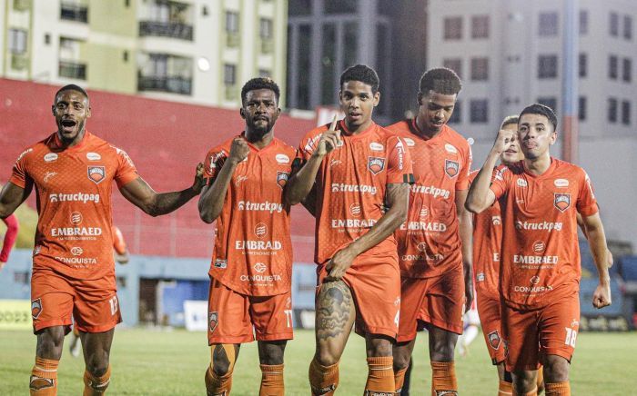 Duelo pode encaminhar classificação para a próxima fase
 Foto: Thiago Vasconcelos