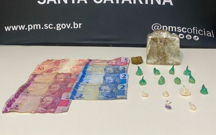 Maconha e crack foram apreendidos 
(Foto: Divulgação)