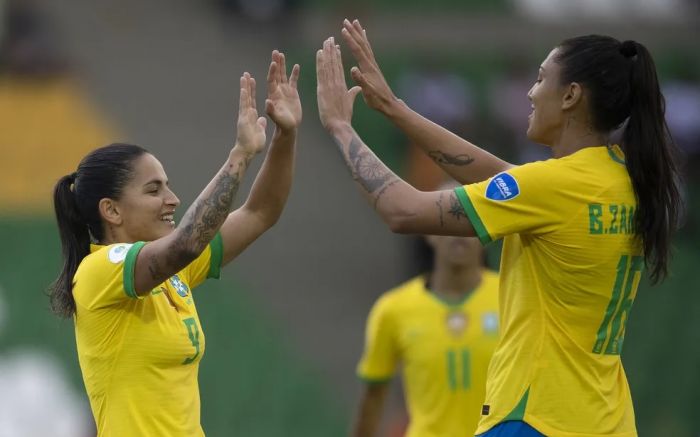 Órgãos federais terão horário especial, seguindo o que é adotado pra seleção masculina

(Foto: Divulgação)