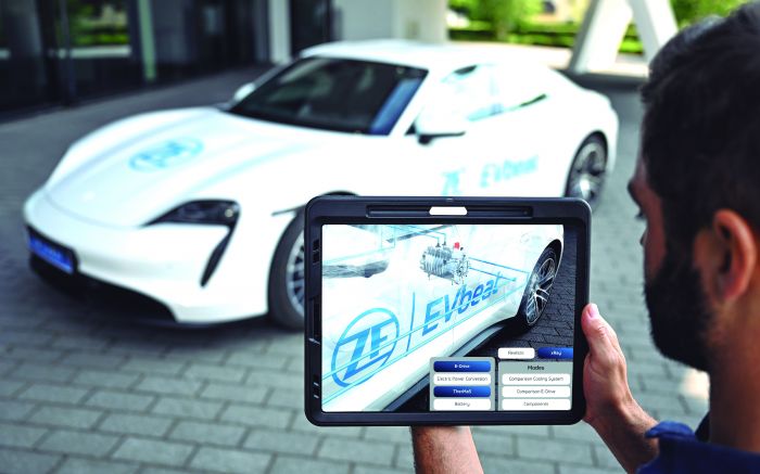 Veículo-conceito ZF EVbeat tem como base um Porsche Taycan (foto: divulgação)