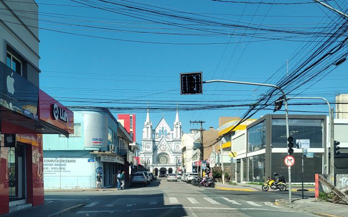 Rua Tijucas foi uma das prejudicadas pela pane
(Foto: Franciele Marcon)