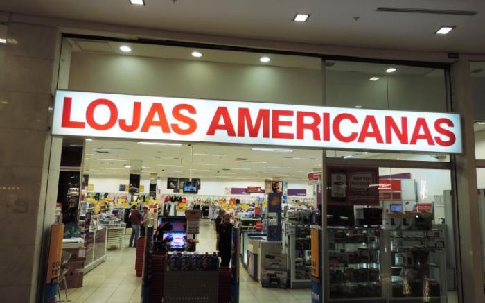 Americanas fecha 38 lojas e perde 10% dos clientes em 2023