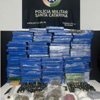 Traficante é preso com mais de 70 kg de drogas em Itajaí