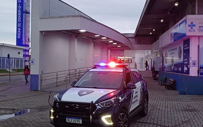 Agressor foi preso em flagrante pela guarda
(Foto: Divulgação)
