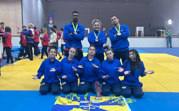 Equipe feminina de Itajaí foi campeã geral. Foto: Divulgação 