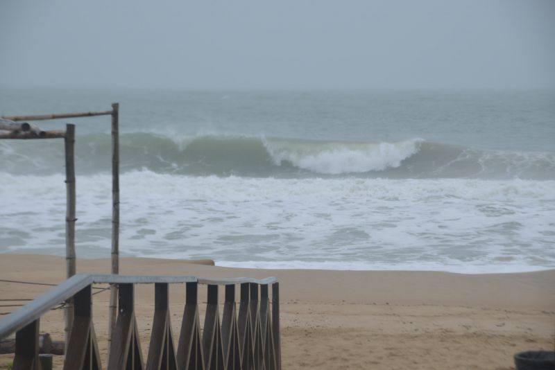 Mar ficará de ressaca até o final de semana  (foto: João Batista)