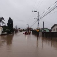  Ao menos 78 cidades catarinenses sofrem com a força da chuva 