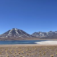 O deserto mais alto do  mundo tem paisagens lunares 