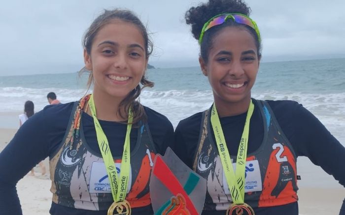 Mariana Matos e Bárbara Tavares levaram o ouro na modalidade para Camboriú. Foto: Divulgação/Prefeitura de Camboriú