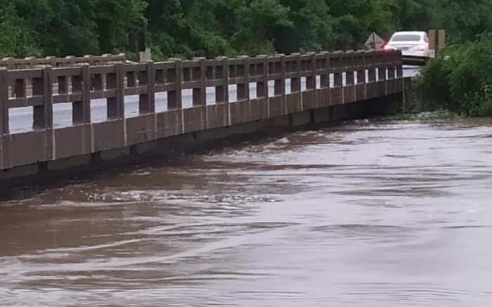 Parte da BR-280 desmorona no Norte de SC por causa das chuvas e trecho é  interditado, Santa Catarina