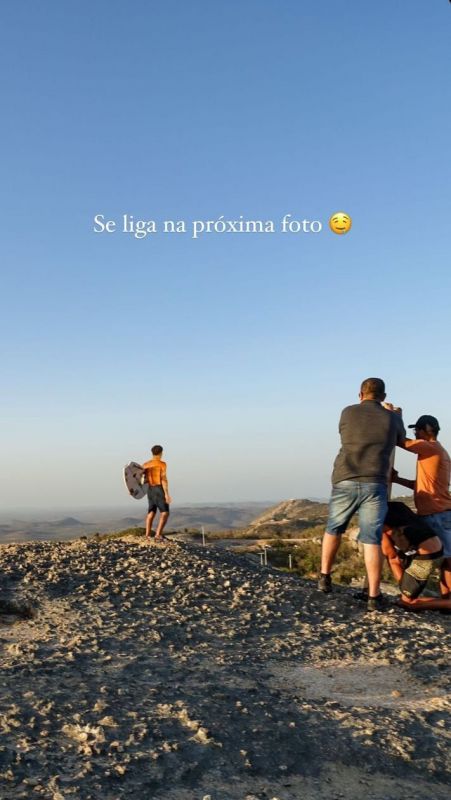 Ítalo postou também bastidores da produção da foto. Foto: Reprodução/Ítalo Ferreira
