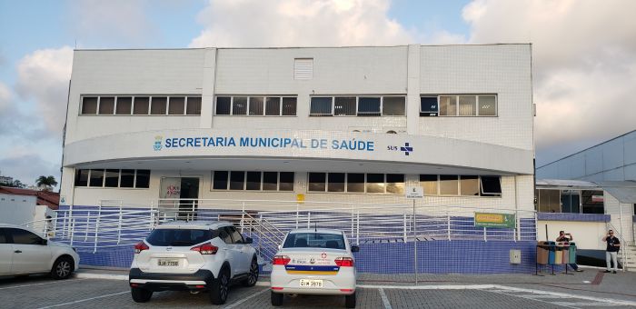 Mulher foi exonerada da secretaria da Saúde (Foto: Divulgação Secom)