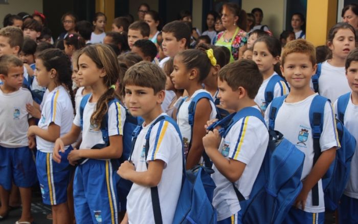 Pais e responsáveis precisam ir até as escolas
(Foto: Prefeitura de Navegantes)