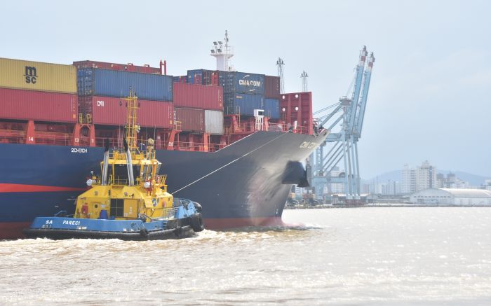 Com fim do processo, porto de Itajaí deve voltar a receber navios com contêineres

(Foto: João Batista)