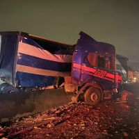 Motorista de caminhão de Itajaí morre em acidente na BR 101