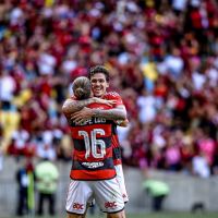 Flamengo vence o Cuiabá na despedida de Filipe Luís do Maracanã