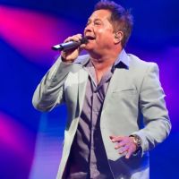 Cantor Leonardo traz grandes hits do sertanejo para BC