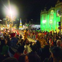 Itajaí e BC têm atrações de Natal nesta segunda