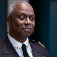 Morre o ator Andre  Braugher aos 61 anos