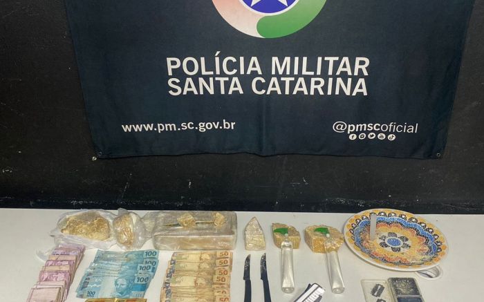 Cara é conhecido por tráfico e cobrança de dívidas no São Vicente (Foto: Divulgação)