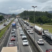 BR 101 registra filas de Porto Belo a Itajaí 