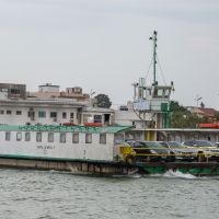 Marinha apreende e libera mais uma embarcação do ferry boat 