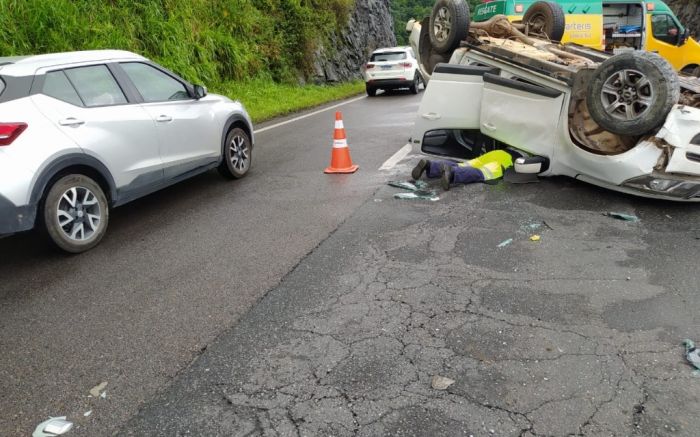 Acidente deixou trânsito ainda
mais lento
(foto: divulgação)