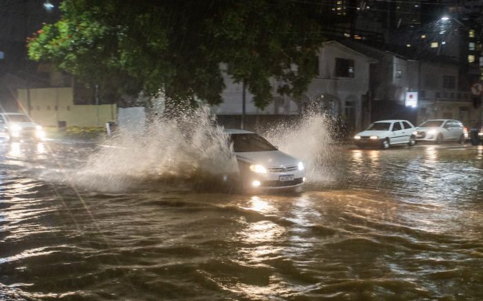 BC teve várias ruas alagadas (Fofo: Paulo Giovany)