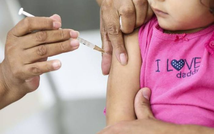 O público-alvo serão crianças e adolescentes de 10 a 14 anos, que é a faixa etária com maior número de internações pela doença (foto: João Batista)