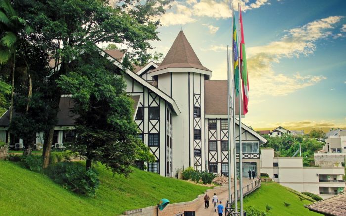 Salários vão até R$ 11 mil
(foto: PMB)