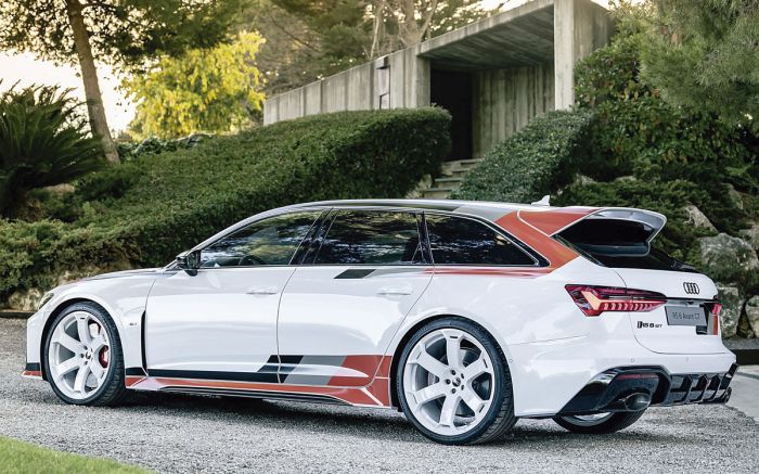 Motor 4.0 V8 TFSI V8 biturbo tem 630 cavalos de potência (Foto: Divulgação)