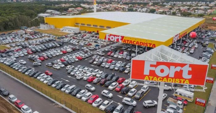 Empresa fundada em Itajaí, que hoje tem sede em São Paulo, lidera com folga a lista dos maiores mercados de 2023 em Santa Catarina
(Foto: Divulgação)