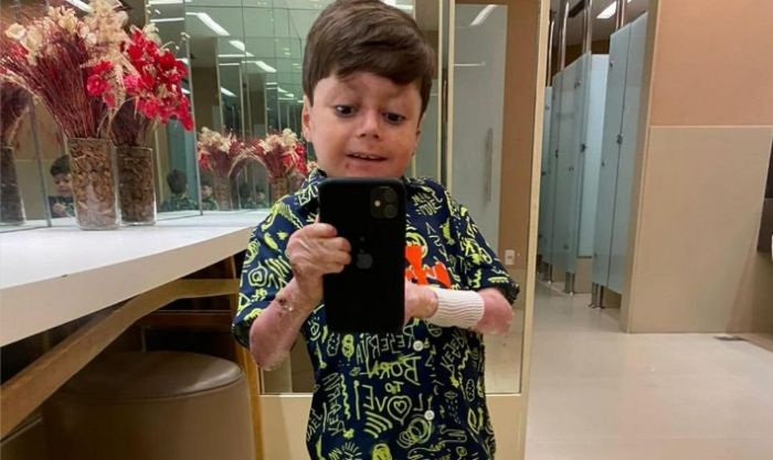Pequeno torcedor do Vasco ganhou atenção nacional após ficar em coma por 16 dias (Foto: Reprodução/Redes sociais)