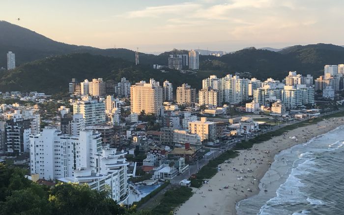 Itajaí registrou alta de 1,02% nos preços dos imóveis e tem valor médio de R$ 10.814 o m2  
(foto: João Batista)