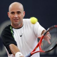 André Agassi faz palestra no maior evento de finanças em Balneário