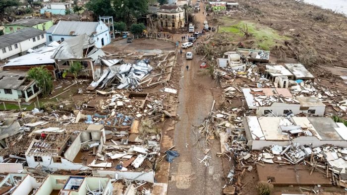 A proposta é ajudar a reconstruir cidades afetadas no Vale do Taquari
 (Foto: Divulgação/Secom-RS)