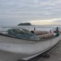 Alargamento teria provocado falta de tainhas na Praia Central, segundo pescadores  