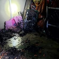 Incêndio destrói depósito de materiais elétricos no Perequê