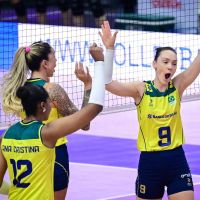Vôlei: Brasil bate Tailândia e pega o Japão na semifinal feminina