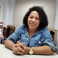 Advogada que quer concorrer à eleição em Porto Belo visita o DIARINHO  
