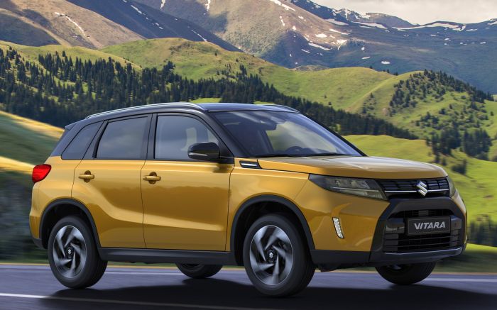 O icônico SUV da Suzuki promete inovação e sustentabilidade nas versões híbridas
(Foto: Divulgação)